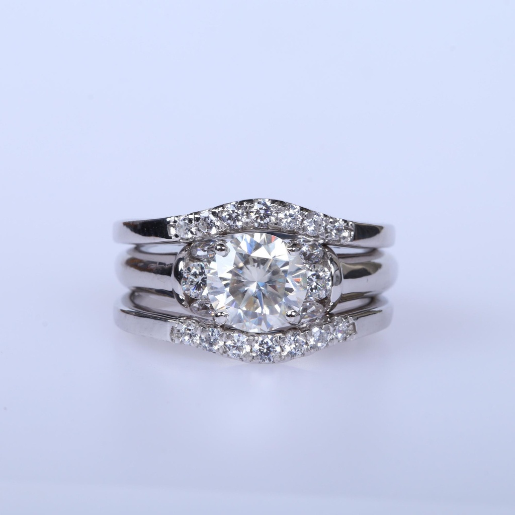 Round Cut Stone Wedding Bridal Set Ring for Women