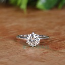 Round Diamond Engagement Ring for Women