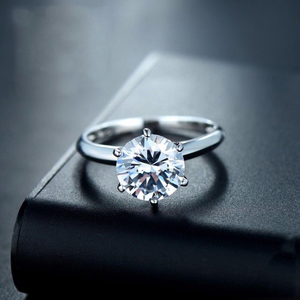 Round Engagement Ring for Women