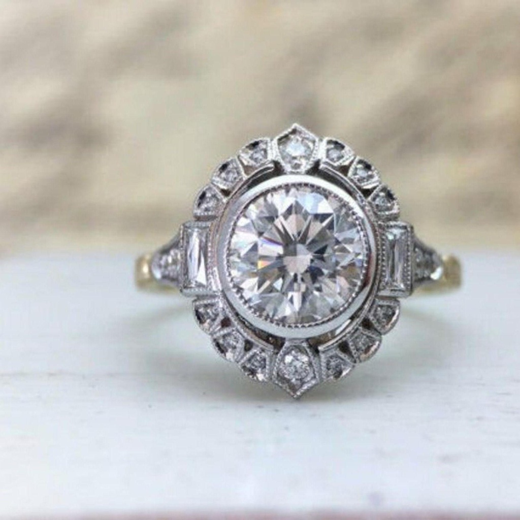 Round Diamond  Engagement Ring For Women