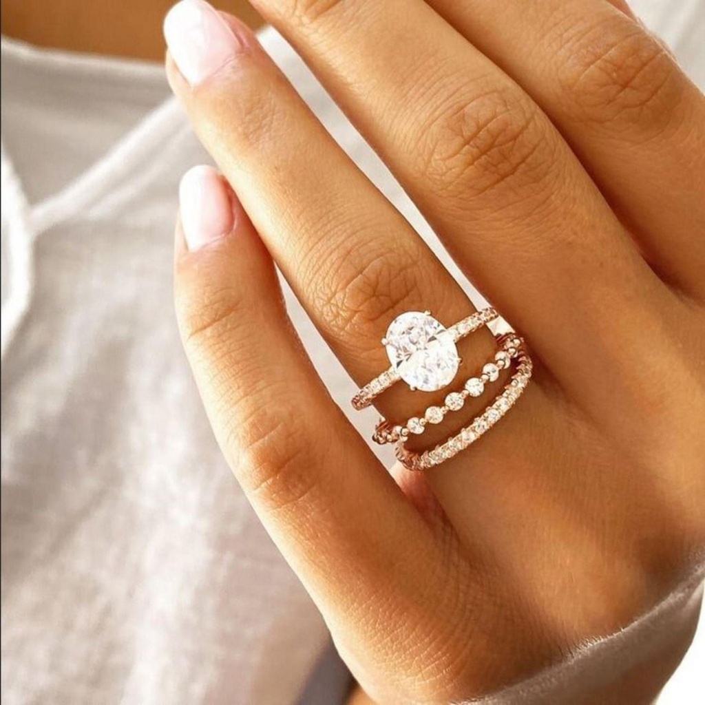 Oval Diamond Engagement Ring For Women