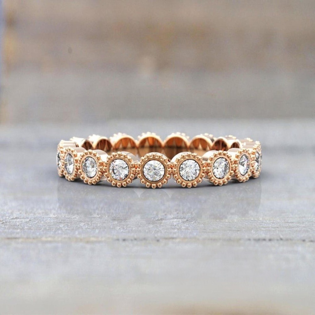 Round Diamond Band Engagement Ring for Women