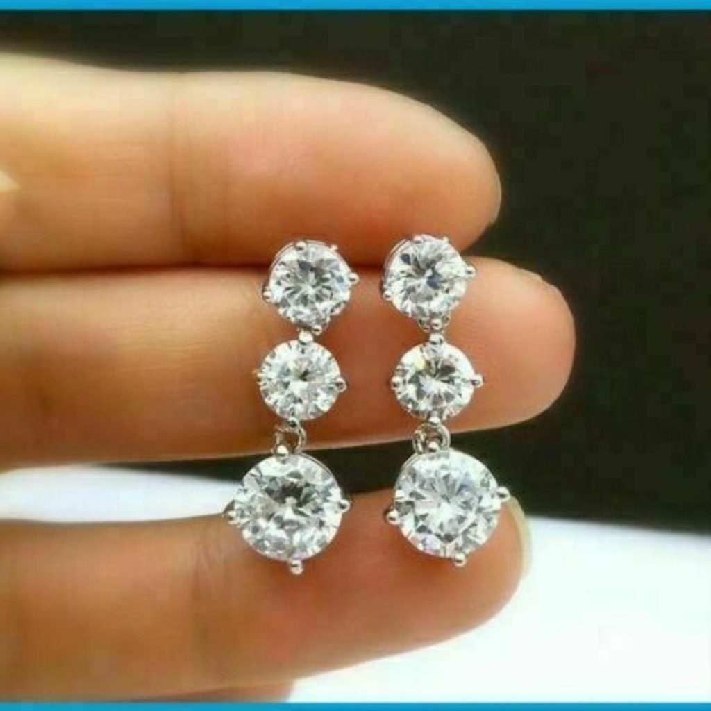 Round Cut Diamond Drop Dangle Earring For Women
