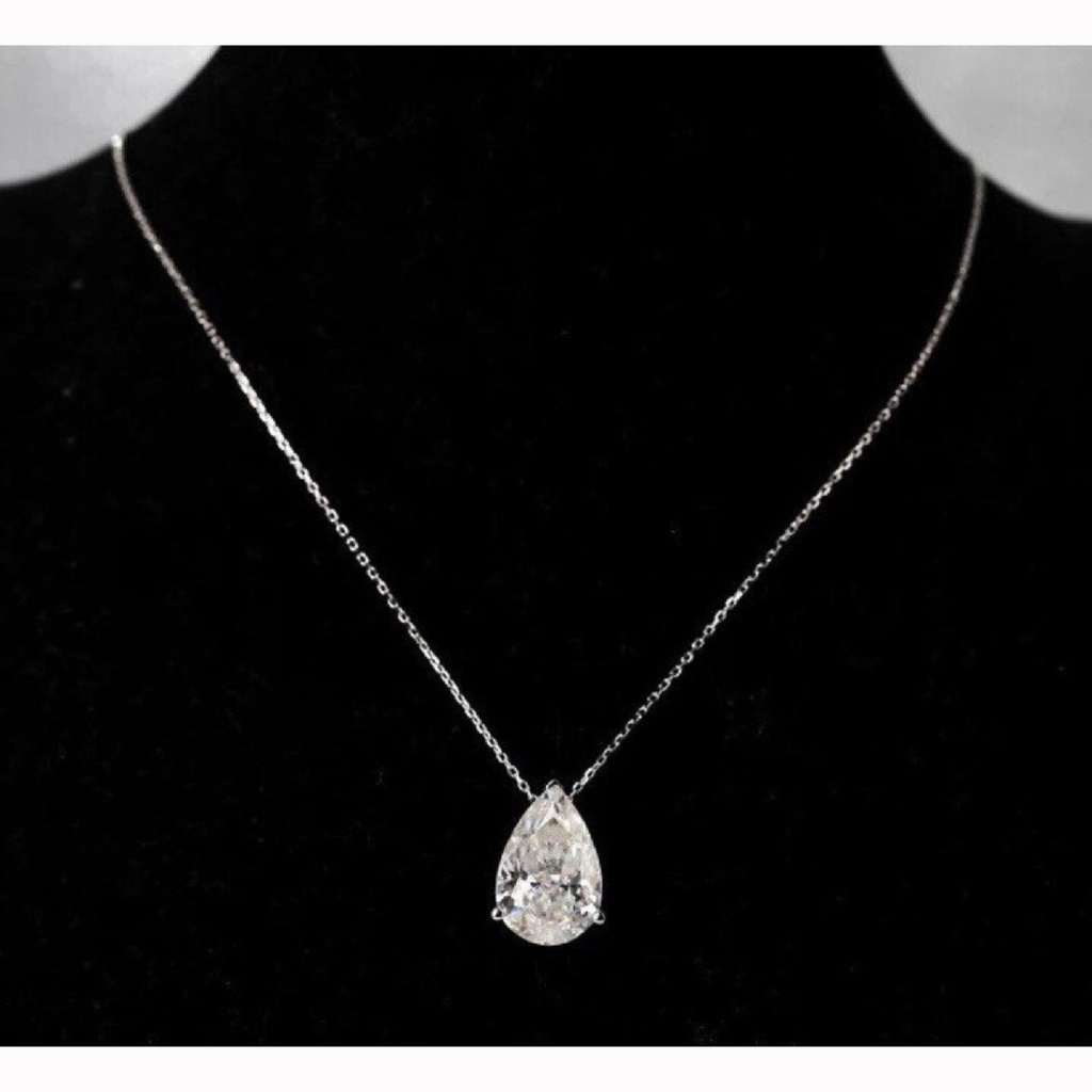 Pear Cut Diamond Solitaire Pendant For Women