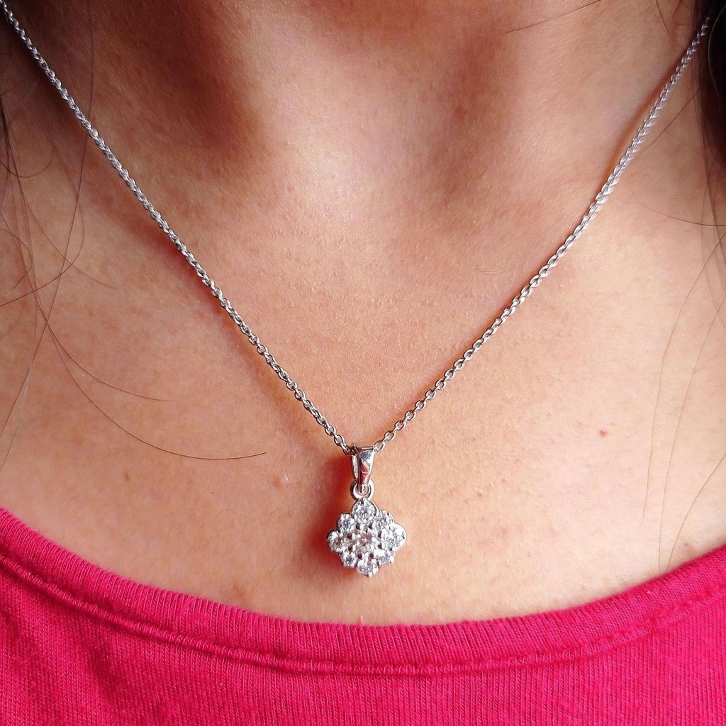  Round Cut Diamond Necklace For Women