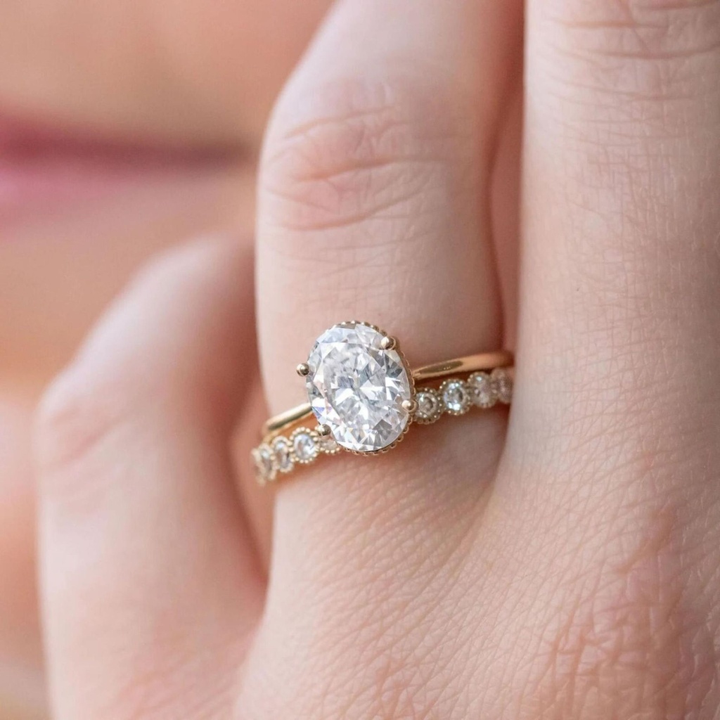 Oval Cut Diamond Bridal Set Ring For Women
