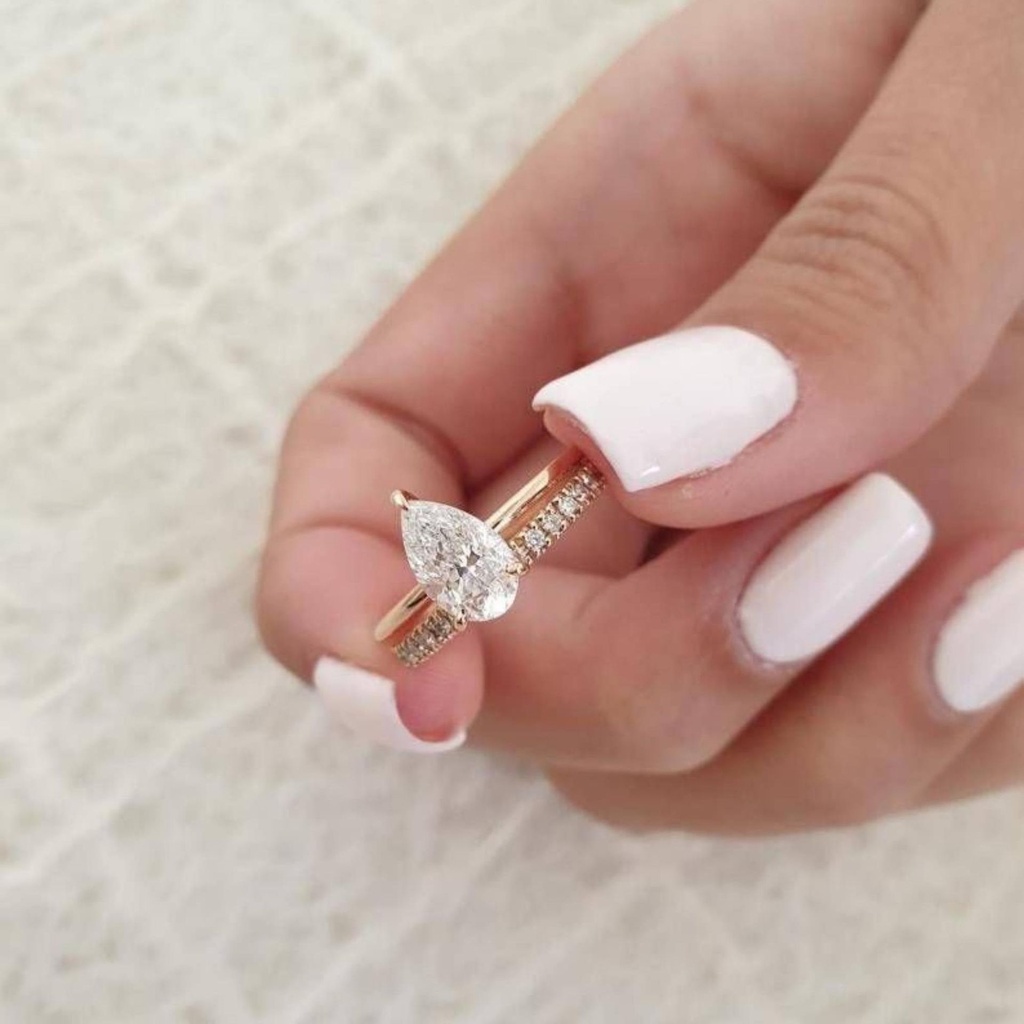  Pear Diamond Shape Bridal Set For Women