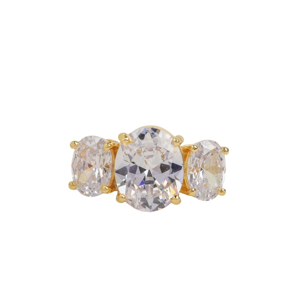 Oval Cut Diamond 3 Stone Engagement Ring For Women