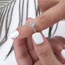 Round Cut Diamond Engagement Ring For Women