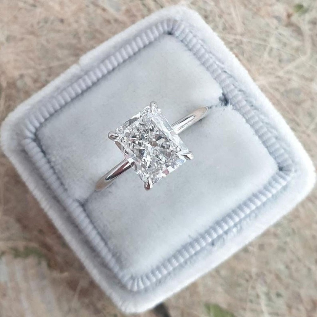 Radiant Cut Diamond Solitaire Engagement Ring for Women