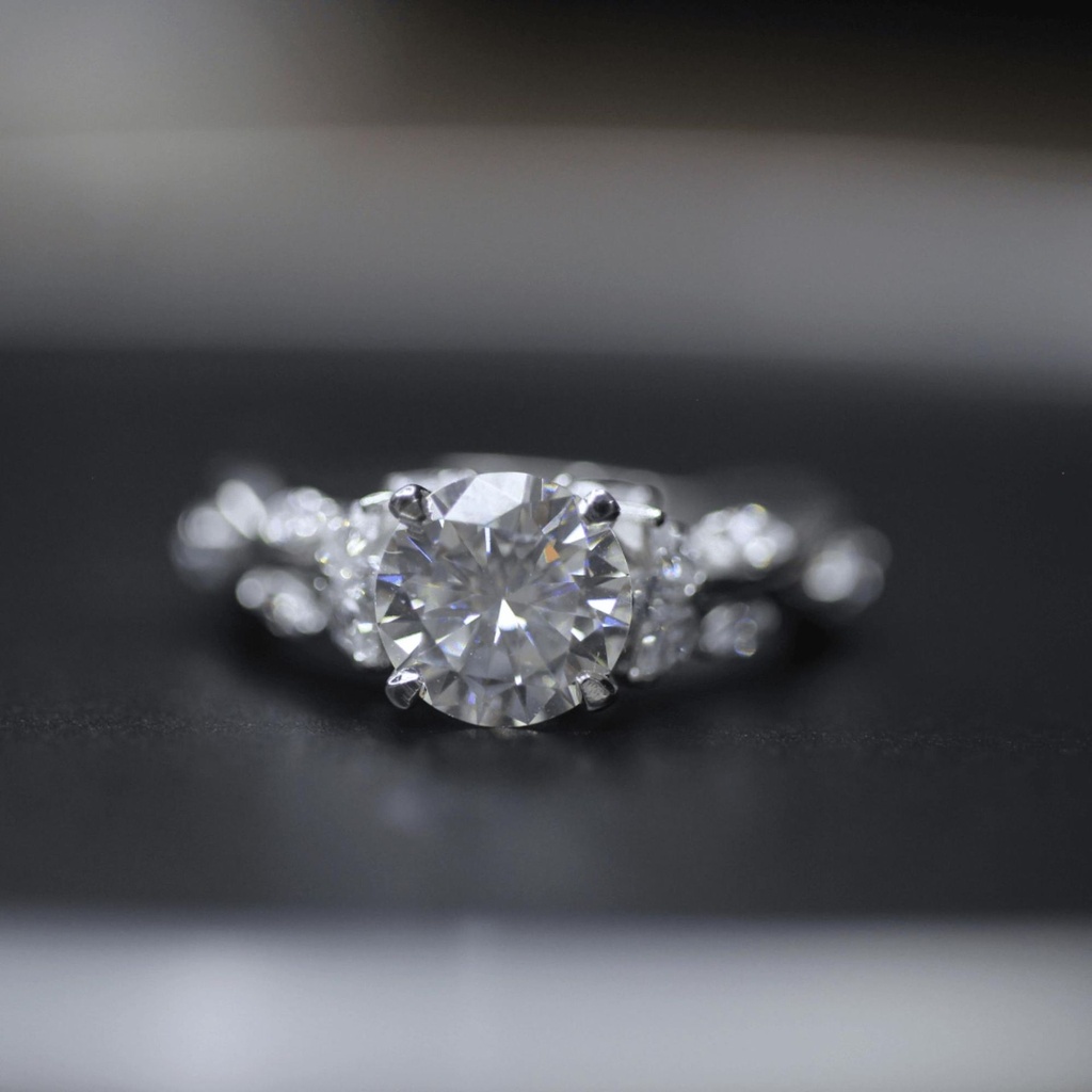  Round Cut Diamond Prong Set Cluster Engagement Ring For Women