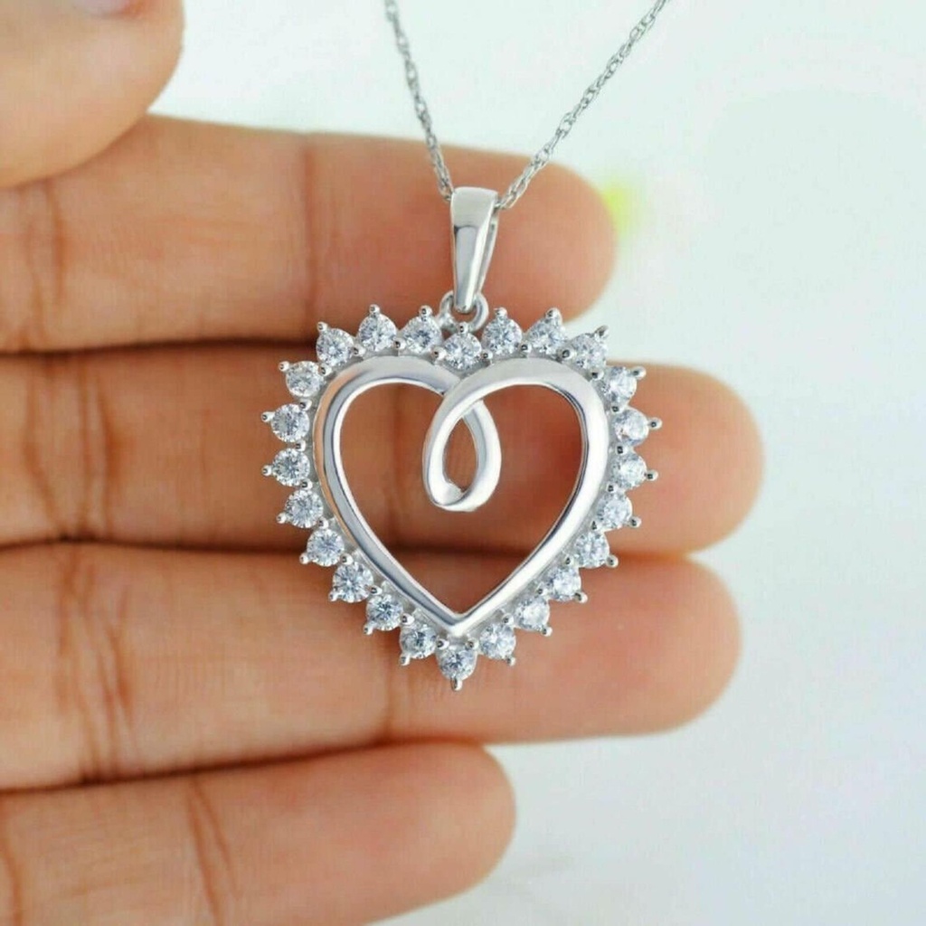 Round Cut Diamond Heart Shape Unique Necklace For Women