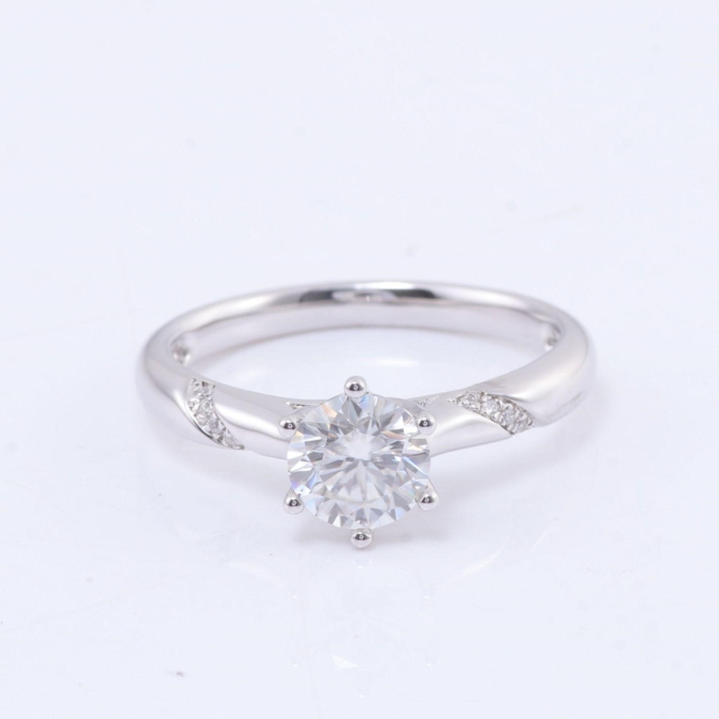  Round Cut Diamond Unique Style Engagement Ring for Women                              