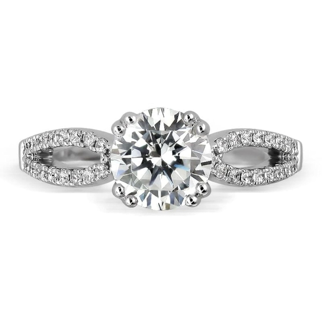 Round Cut Diamond Split Shank Anniversary Ring for Women