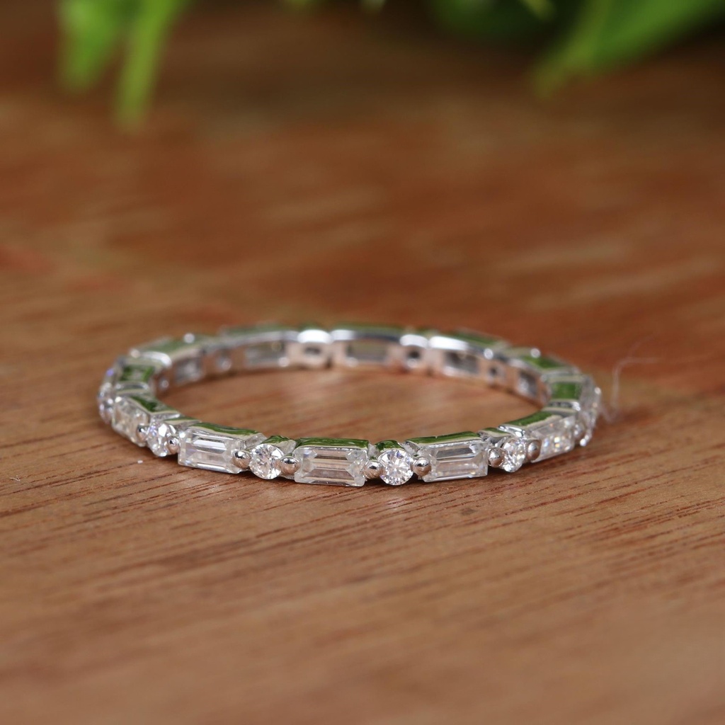 Baguette And Round Cut Diamond Eternity Wedding Band For Women