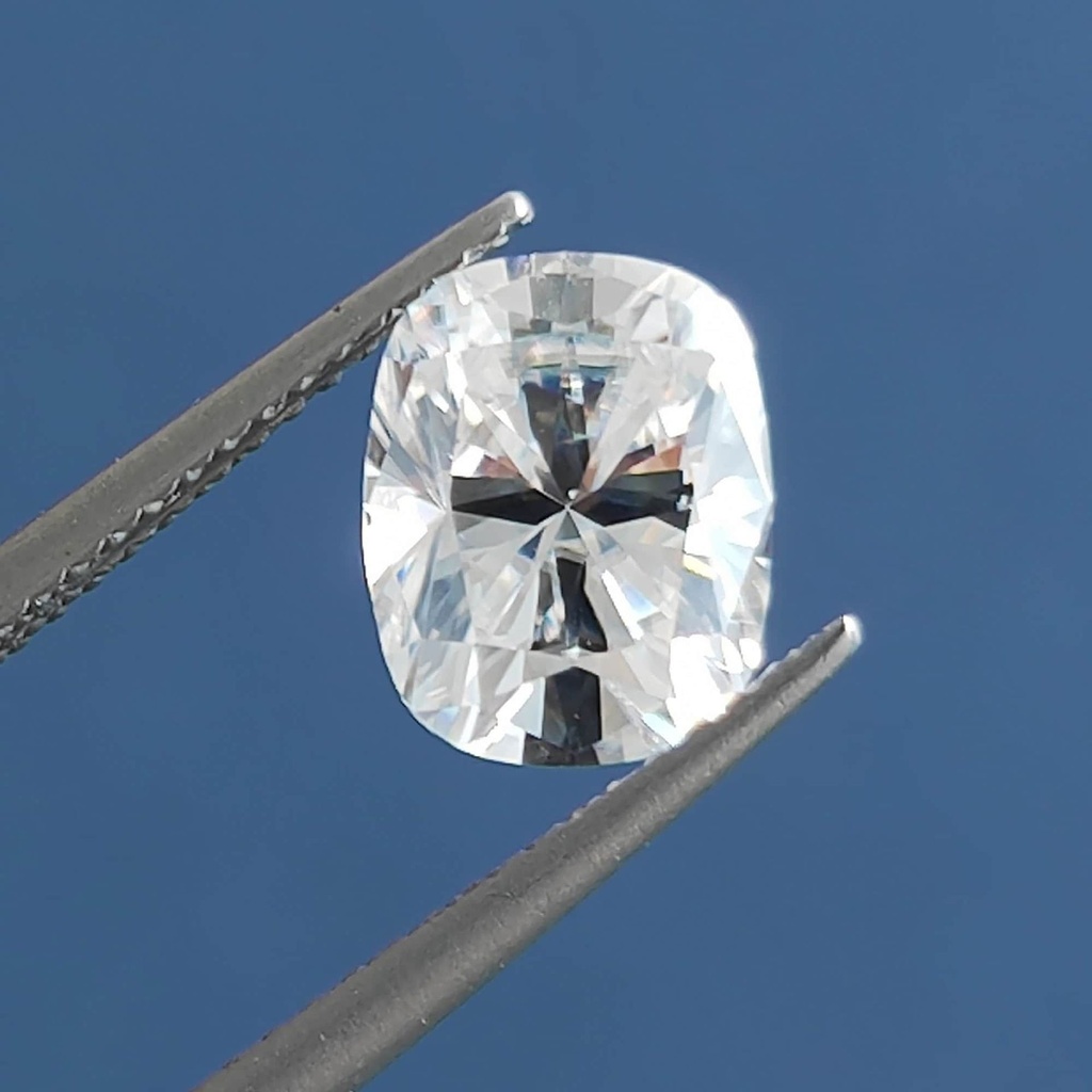 Loose Moissanite White Clean Elongated Cushion Cut 7.00 x 5.00 MM