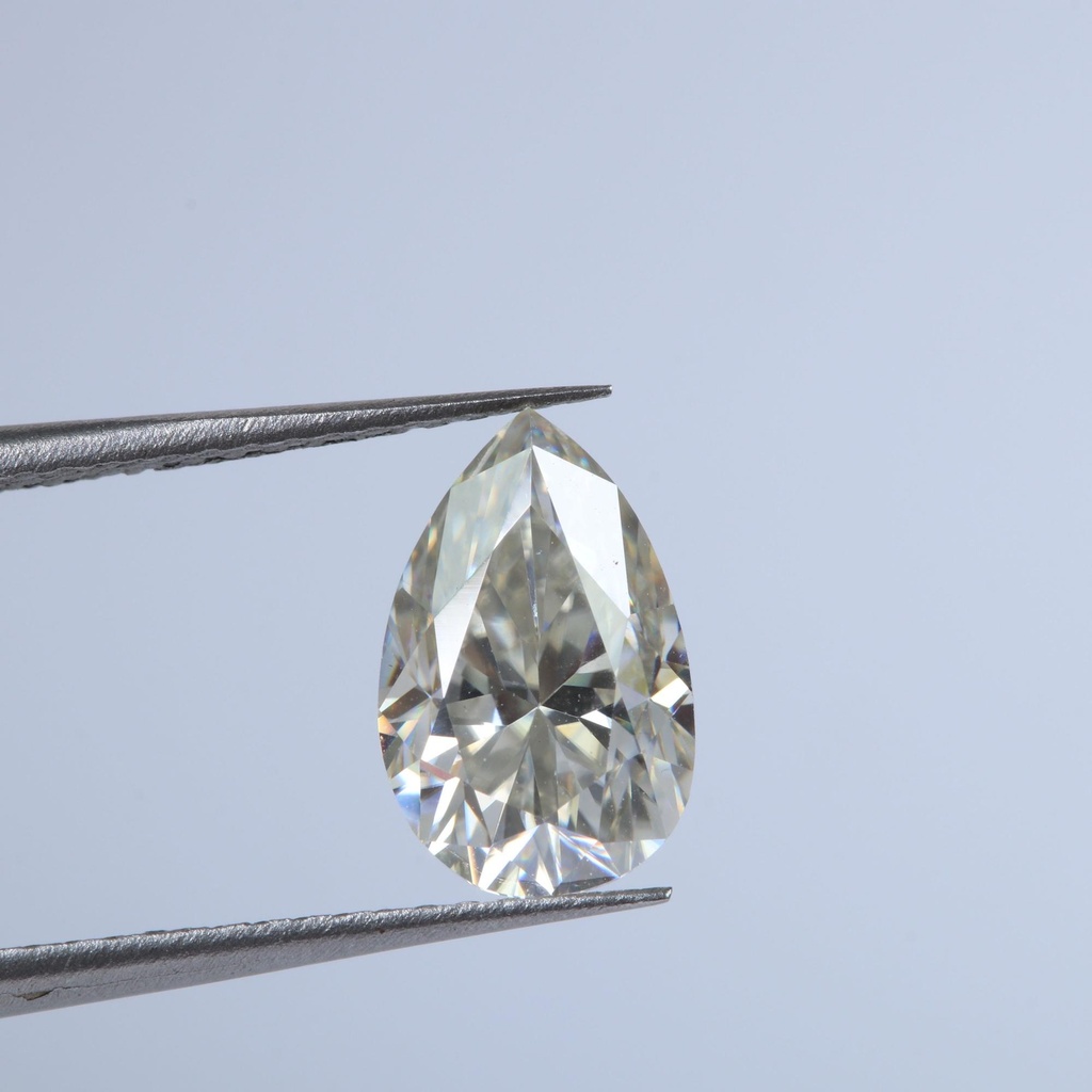 Loose Moissanite White Clean Pear Cut 5.00 x 3.00 MM