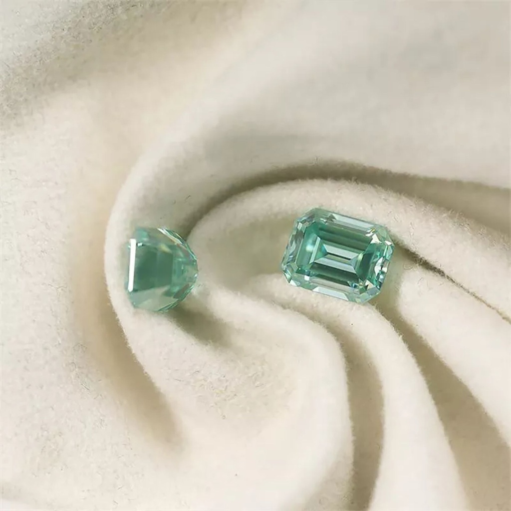 Loose Moissanite Green Clean Emerald Cut 8.00 x 6.00 MM
