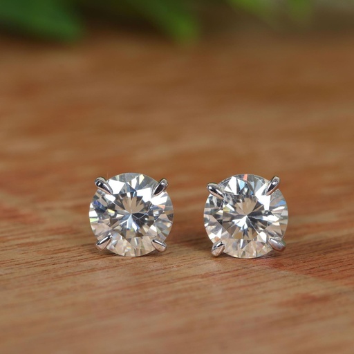 Round Cut Diamond  4 Prong Stud Earrings For Women