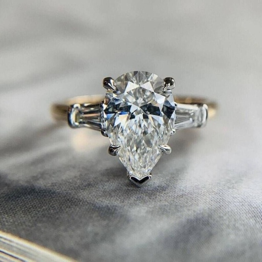  Pear Cut Diamond 3 Stone Anniversary Ring For Women