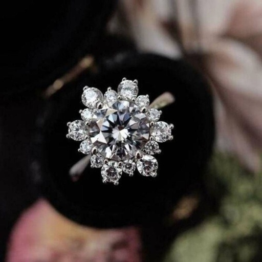Round Cut Diamond Art Deco Ring Gift For Women