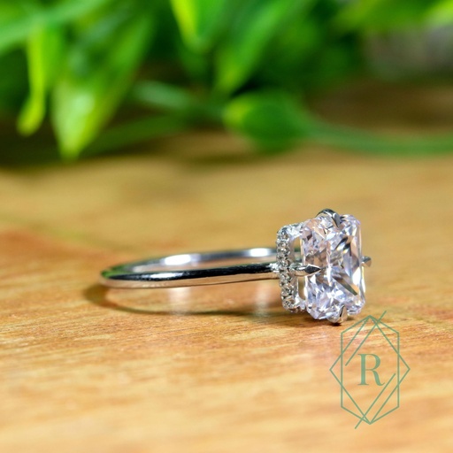 Radiant Diamond Engagement Ring for Women