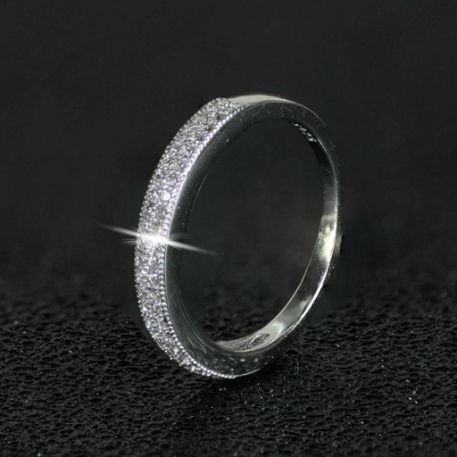 Round Cut Stone Anniversary Ring for Women