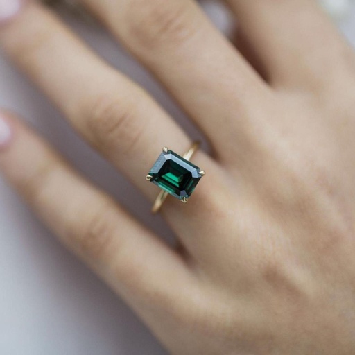 Green Emerald Cut Diamond Solitaire Anniversary Ring for Women 