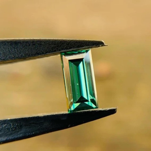 Loose Moissanite Green Clean Baguette Cut 7.00 x 5.00 MM