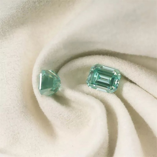 Loose Moissanite Green Clean Emerald Cut 7.00 x 5.00 MM